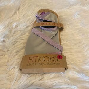 FITKICKS Women's Foldable Slip-On Sneakers Gray Size 8.5-9.5